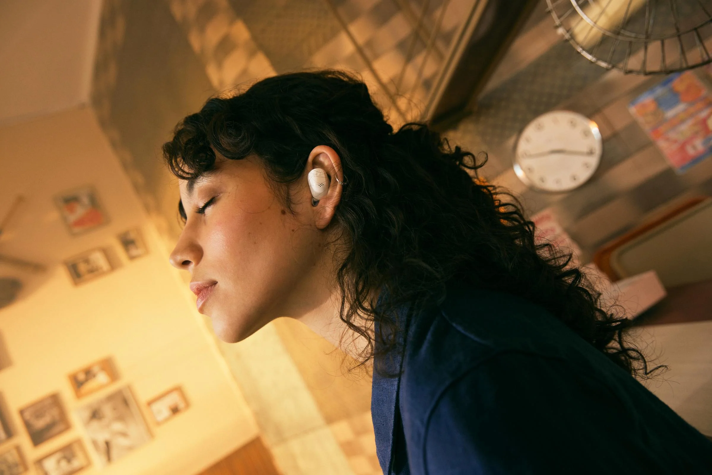 ACCENTUM True Wireless - Image 17